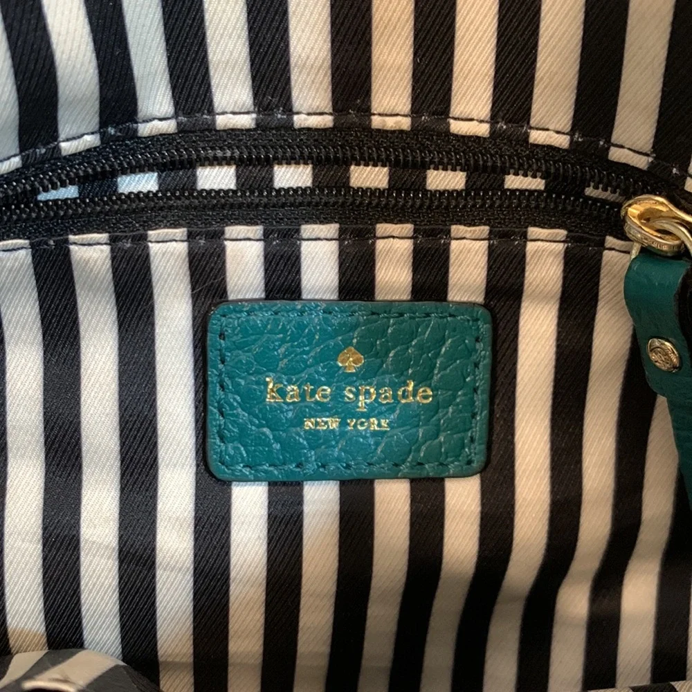 Kate Spade green leather hand bag